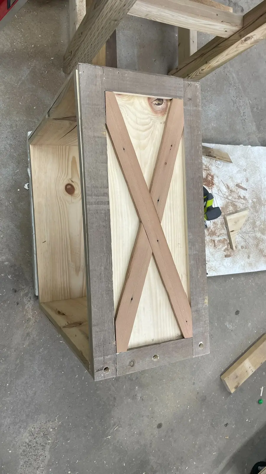 Under the Evergreen — Farmhouse Christmas Tree Box detail 6