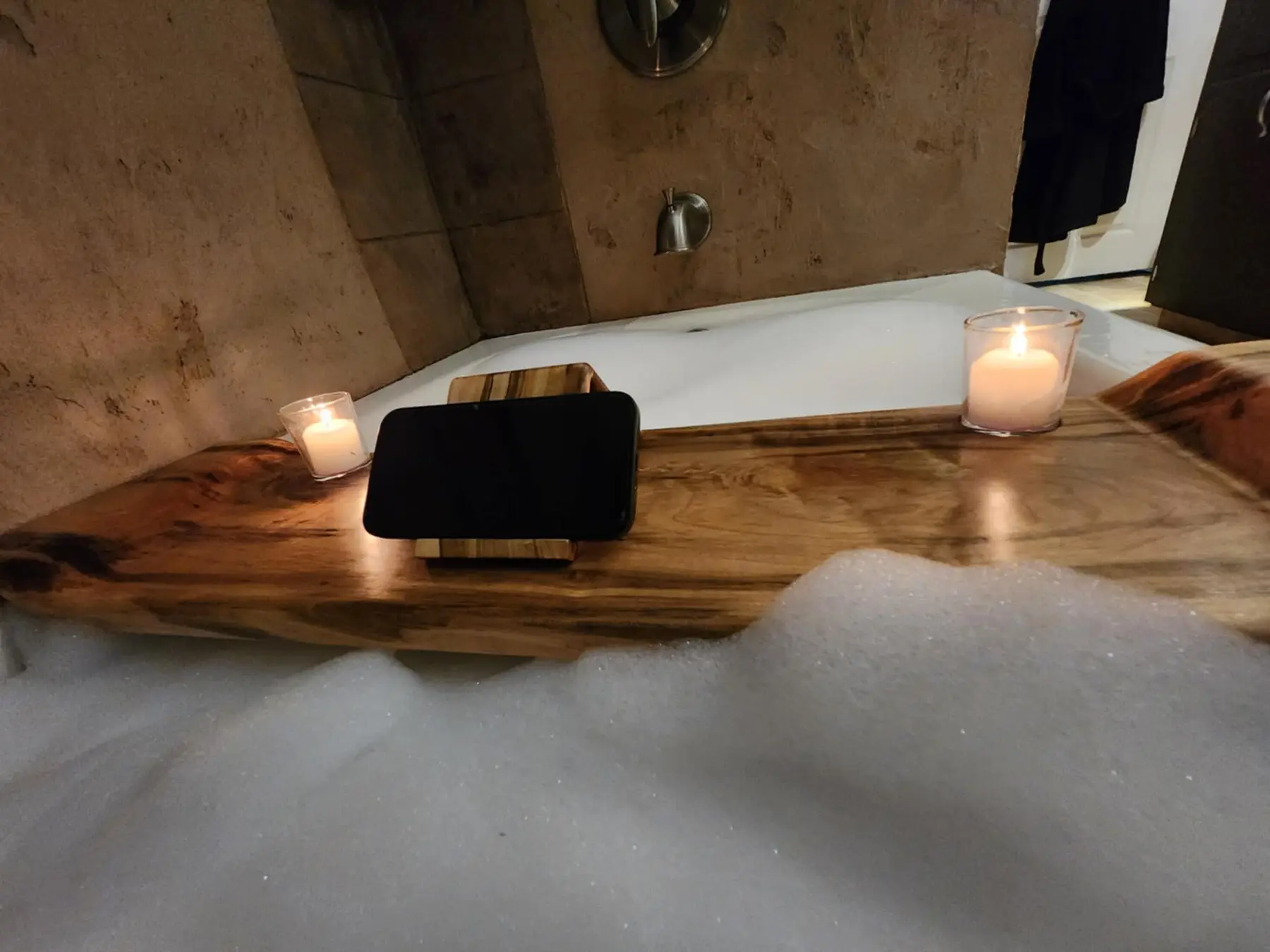 Violet Veins — Ambrosia Maple Bath Caddy detail 15