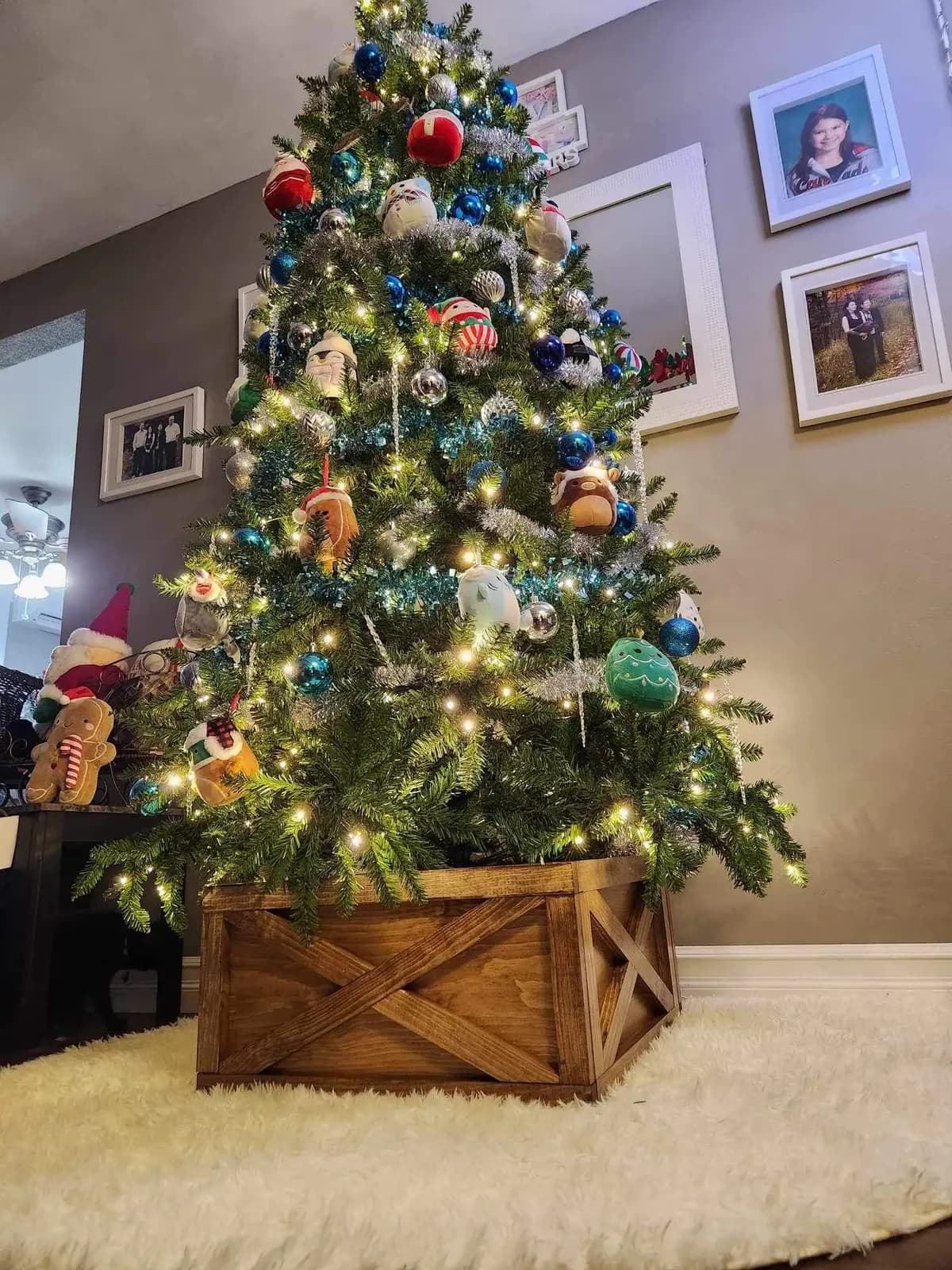 Warm Hearth — Rustic Christmas Tree Box detail 2